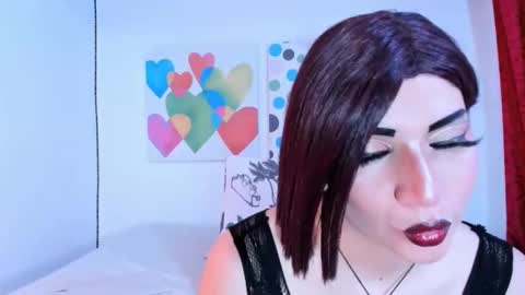 AngiePerry online show from 10, 11, 2025