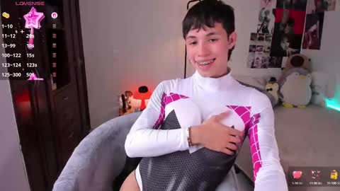 Angel   help me with 100 thumbs up online show from 11, 9, 2025