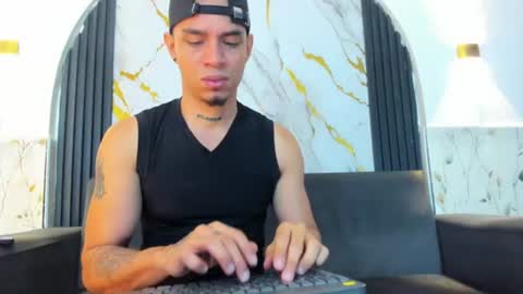 Snapshot of angel_blessed chatting on 23, 7, 2026 angel_blessed online show from 23, 7, 2026