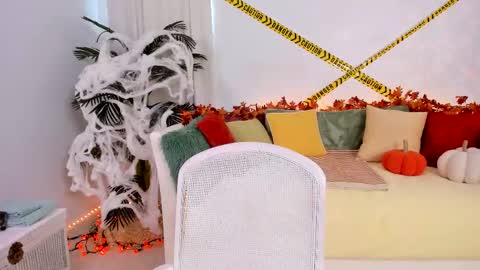 Claire - be back soon online show from 31, 10, 2025