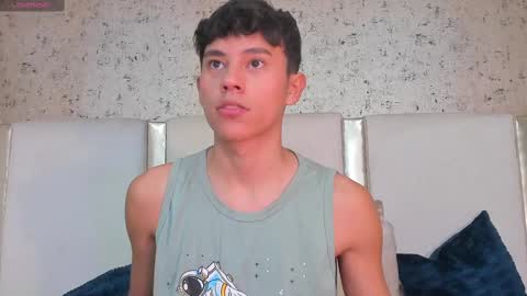 Snapshot of angel_esteban_fx chatting on 1, 3, 2025 ngel Esteban online show from 1, 3, 2025