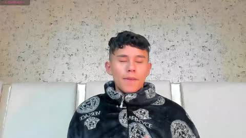 Snapshot of angel_esteban_fx chatting on 8, 3, 2025 ngel Esteban online show from 8, 3, 2025