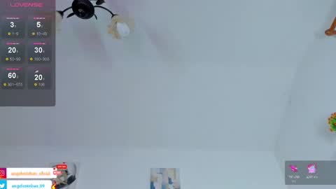 Snapshot of angel_esteban_fx chatting on 27, 10, 2025 ngel Esteban online show from 27, 10, 2025