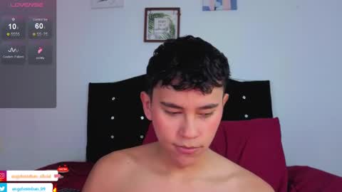 Snapshot of angel_esteban_fx chatting on 8, 11, 2025 ngel Esteban online show from 8, 11, 2025