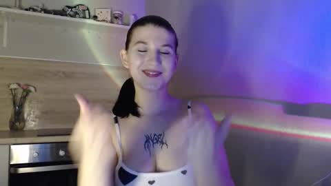 Angel online show from 6, 10, 2025