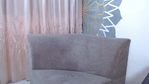 Angel Girl online show from 4, 2, 2025