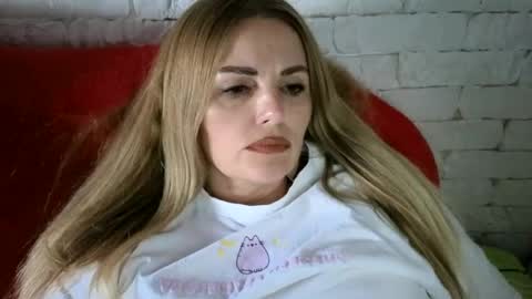 Snapshot of angel_girllovemy chatting on 16, 6, 2026 ANGEL online show from 16, 6, 2026