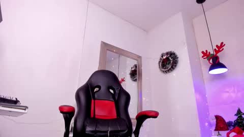 angel hardy online show from 26, 11, 2025