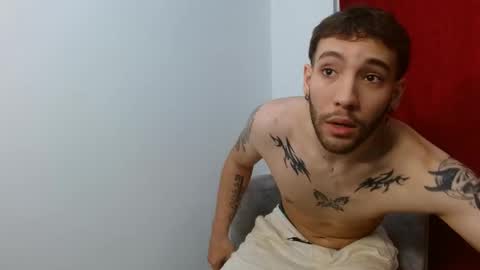 angel_kyrozz online show from 7, 10, 2025