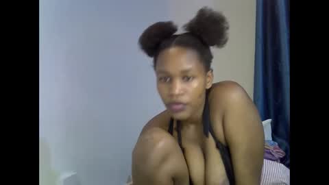 Snapshot of angel_mia5 chatting on 27, 5, 2026 angel_mia5 online show from 27, 5, 2026
