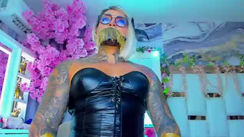 Snapshot of angel_vegaxxx chatting on 4, 7, 2026 Angel Vega online show from 4, 7, 2026