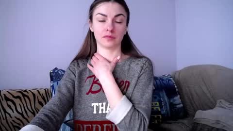 Snapshot of angel_zoe77 chatting on 27, 4, 2026 Zoe online show from 27, 4, 2026