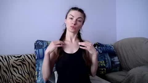 Snapshot of angel_zoe77 chatting on 5, 7, 2026 Zoe online show from 5, 7, 2026