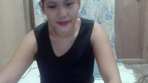 angela413796 online show from 5, 1, 2025