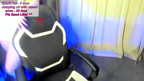 Snapshot of angela_coy chatting on 7, 10, 2025 angela_coy online show from 7, 10, 2025