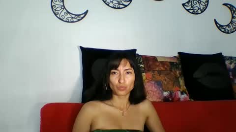 Snapshot of angela_mis chatting on 8, 5, 2026 Angela online show from 8, 5, 2026