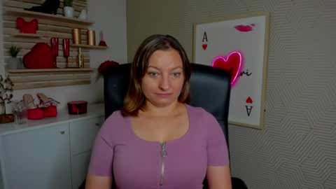Snapshot of angela_samt chatting on 8, 7, 2026 Angela online show from 8, 7, 2026