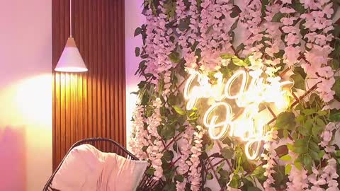 Angela online show from 31, 12, 2024