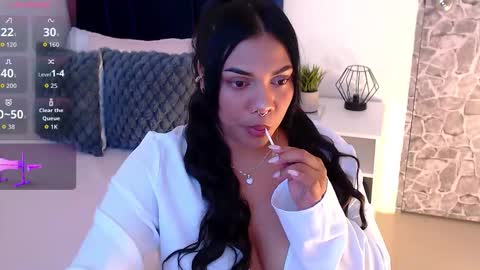 Angela online show from 13, 10, 2025