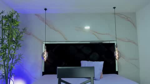 ANGELA online show from 18, 9, 2025