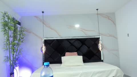 ANGELA online show from 7, 11, 2025