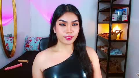 Angela online show from 2, 3, 2025