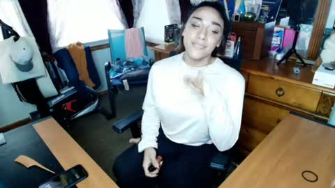 Angela Longcock online show from 14, 7, 2026