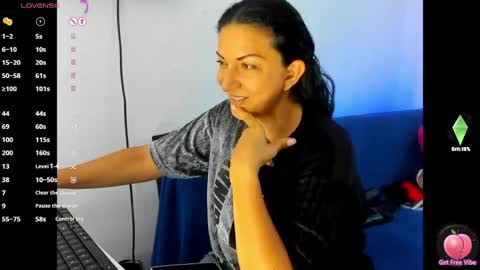Snapshot of angelblue972344 chatting on 10, 5, 2026 angel online show from 10, 5, 2026
