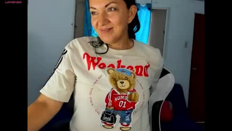Snapshot of angelblue972344 chatting on 25, 5, 2026 angel online show from 25, 5, 2026