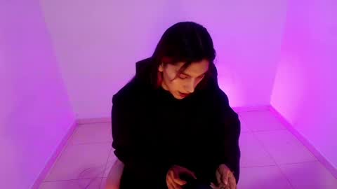 Snapshot of angele_johnson chatting on 29, 4, 2026 angele online show from 29, 4, 2026