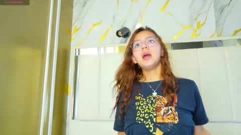 Snapshot of angeles_azul chatting on 13, 3, 2026 angel online show from 13, 3, 2026