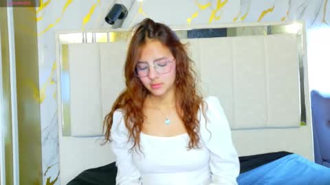 Snapshot of angeles_azul chatting on 21, 3, 2026 angel online show from 21, 3, 2026