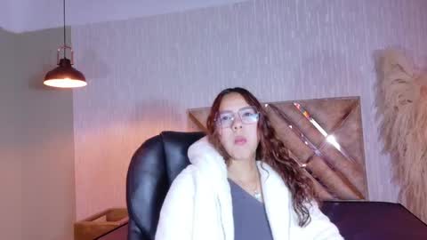 Snapshot of angeles_azul chatting on 23, 3, 2026 angel online show from 23, 3, 2026