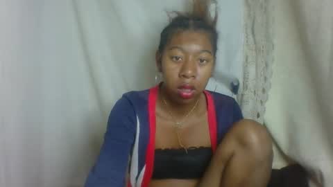 Snapshot of angelette93 chatting on 9, 9, 2025 angelette93 online show from 9, 9, 2025