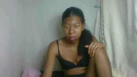 Snapshot of angelette93 chatting on 16, 9, 2025 angelette93 online show from 16, 9, 2025