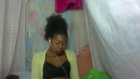 Snapshot of angelette93 chatting on 8, 10, 2025 angelette93 online show from 8, 10, 2025
