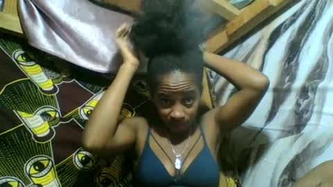 Snapshot of angelettee chatting on 12, 6, 2026 Angelettee online show from 12, 6, 2026
