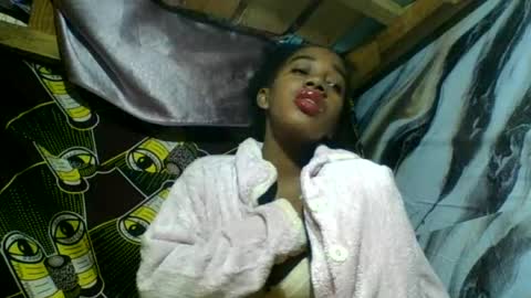 Snapshot of angelettee chatting on 19, 6, 2026 Angelettee online show from 19, 6, 2026