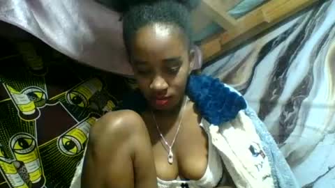 Snapshot of angelettee chatting on 25, 6, 2026 Angelettee online show from 25, 6, 2026