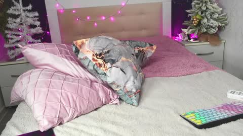 Angelika Rouge online show from 23, 1, 2025