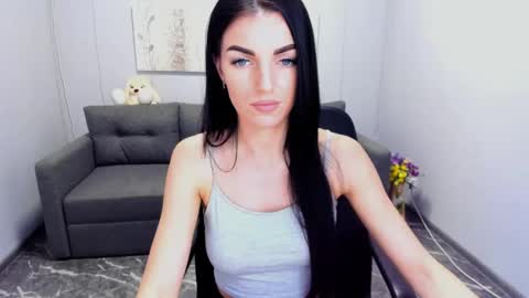 Snapshot of angelina_clark chatting on 2, 12, 2024 Angelina online show from 2, 12, 2024