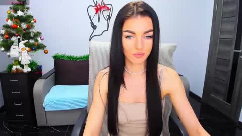 Snapshot of angelina_clark chatting on 28, 12, 2024 Angelina online show from 28, 12, 2024