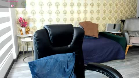 Snapshot of angelina_class_7 chatting on 24, 4, 2026 angelina_class_7 online show from 24, 4, 2026