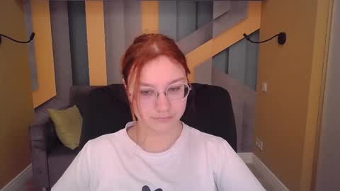 AngelinaLow online show from 16, 3, 2026