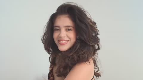 Snapshot of angelinarosss_ chatting on 16, 7, 2026 online show from 16, 7, 2026
