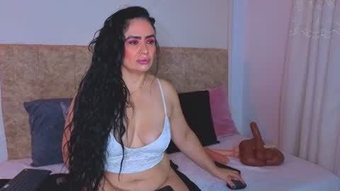 Snapshot of angelinarouse_ chatting on 23, 6, 2026 angelinarouse_ online show from 23, 6, 2026