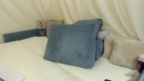 Angelinasweetyy online show from 4, 12, 2025