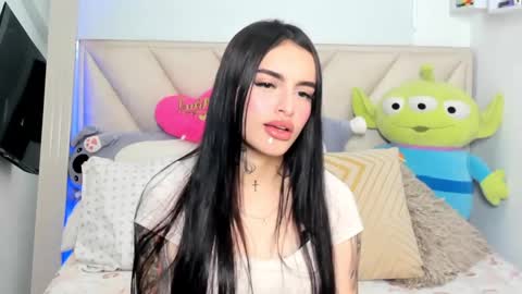 Snapshot of angeline__smith chatting on 24, 2, 2025 Angeline Smith online show from 24, 2, 2025