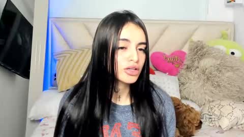 Snapshot of angeline__smith chatting on 28, 2, 2025 Angeline Smith online show from 28, 2, 2025