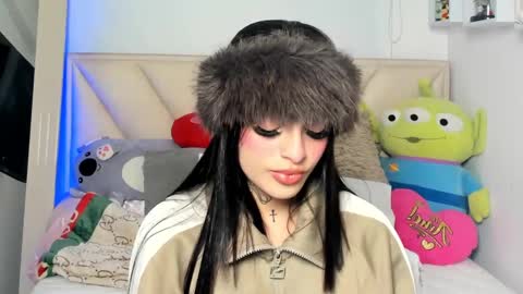 Snapshot of angeline__smith chatting on 6, 3, 2025 Angeline Smith online show from 6, 3, 2025